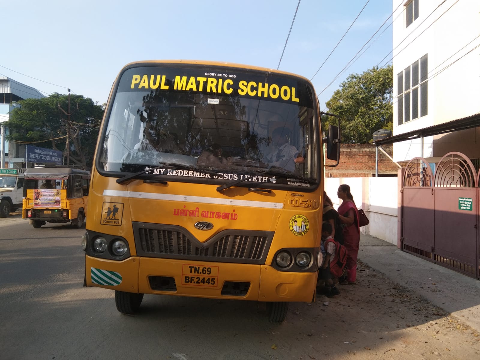 school-transport-image